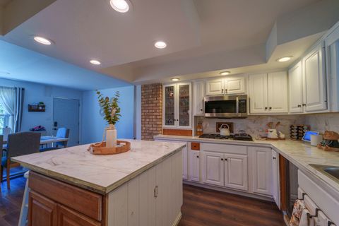 Tiny photo for 1019 Maple Street, Lake In The Hills, IL 60156 (MLS # 12457341)