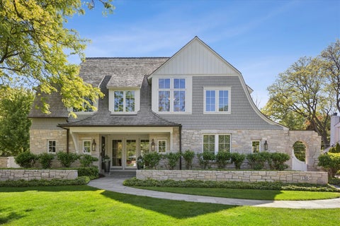Photo of 130 N Quincy Street, Hinsdale, IL 60521 (MLS # 12653925)