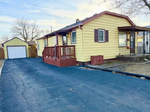 Photo of 1445 Pickwick Street, Ottawa, IL 61350 (MLS # 12554126)