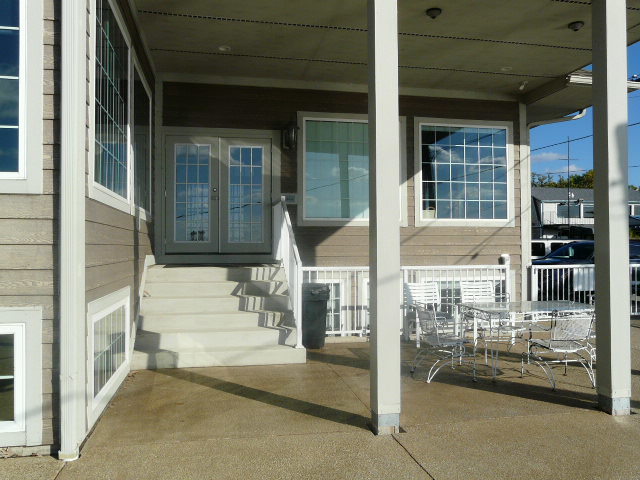 36 W Grand Avenue