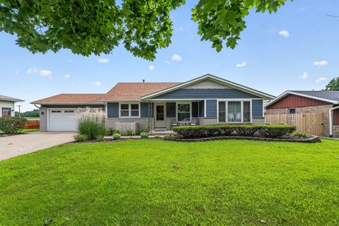 Tiny photo for 818 Bonnie Lane, Peotone, IL 60468 (MLS # 12666391)