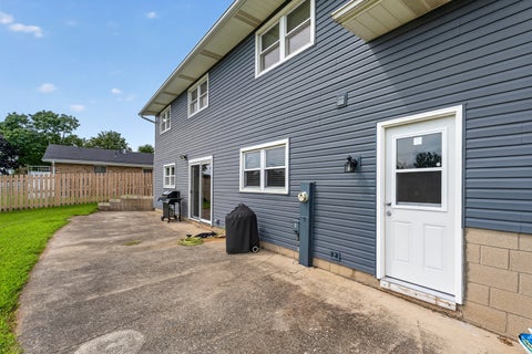 Tiny photo for 818 Bonnie Lane, Peotone, IL 60468 (MLS # 12666391)