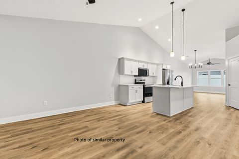 Tiny photo for 163 Skaloud Court #163, East Moline, IL 61244 (MLS # 12584715)