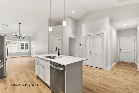 Tiny photo for 163 Skaloud Court #163, East Moline, IL 61244 (MLS # 12584715)