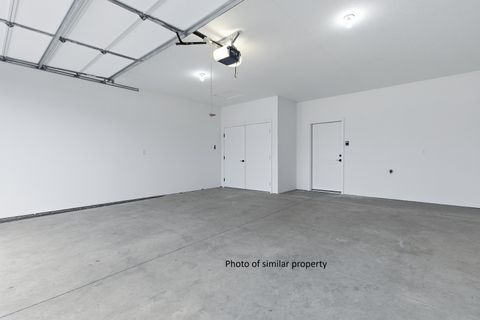 Tiny photo for 163 Skaloud Court #163, East Moline, IL 61244 (MLS # 12584715)