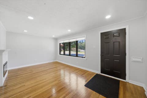 Tiny photo for 11149 S Green Bay Avenue, Chicago, IL 60617 (MLS # 12701533)