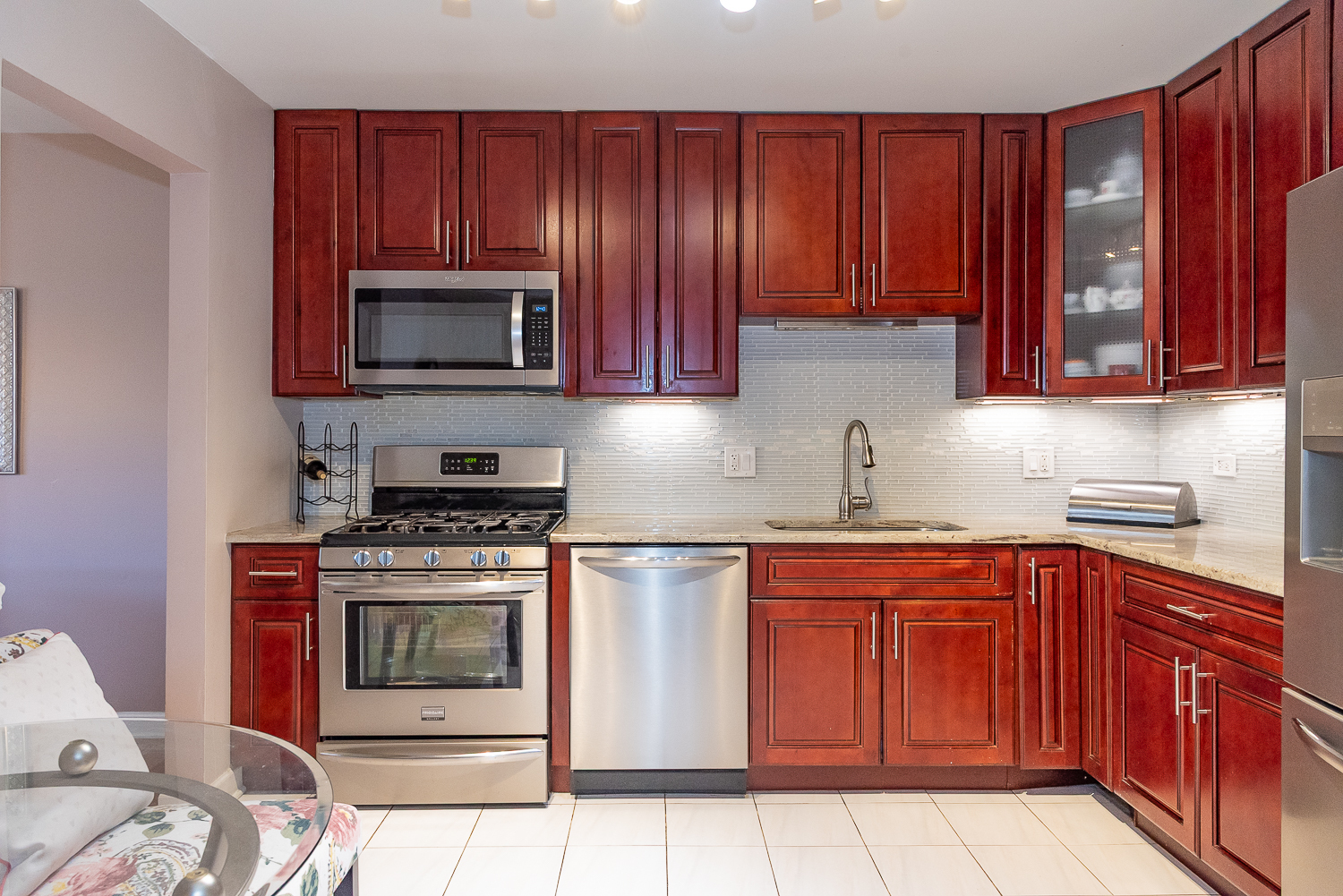 6401 Clarendon Hills Road 302
