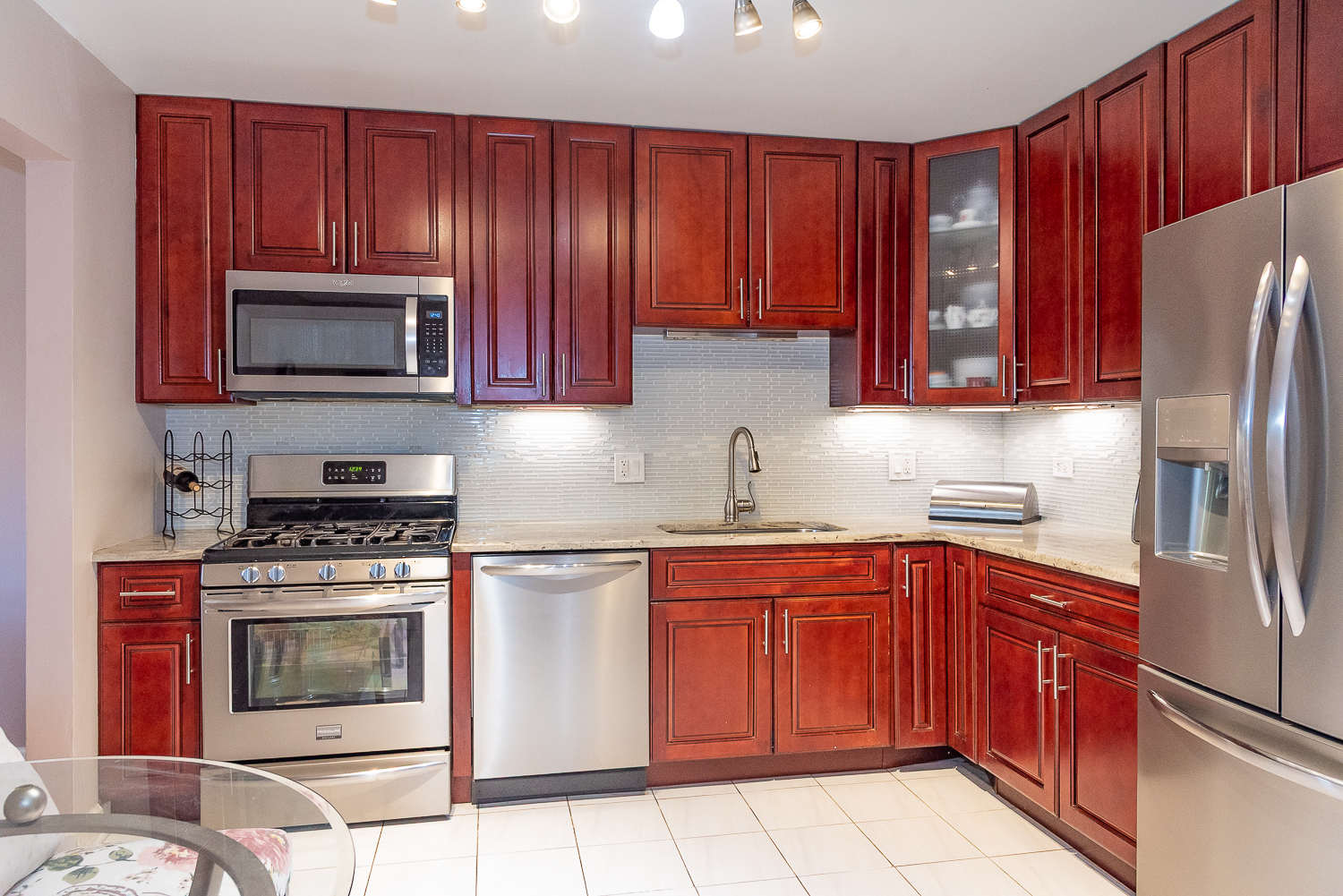 6401 Clarendon Hills Road 302