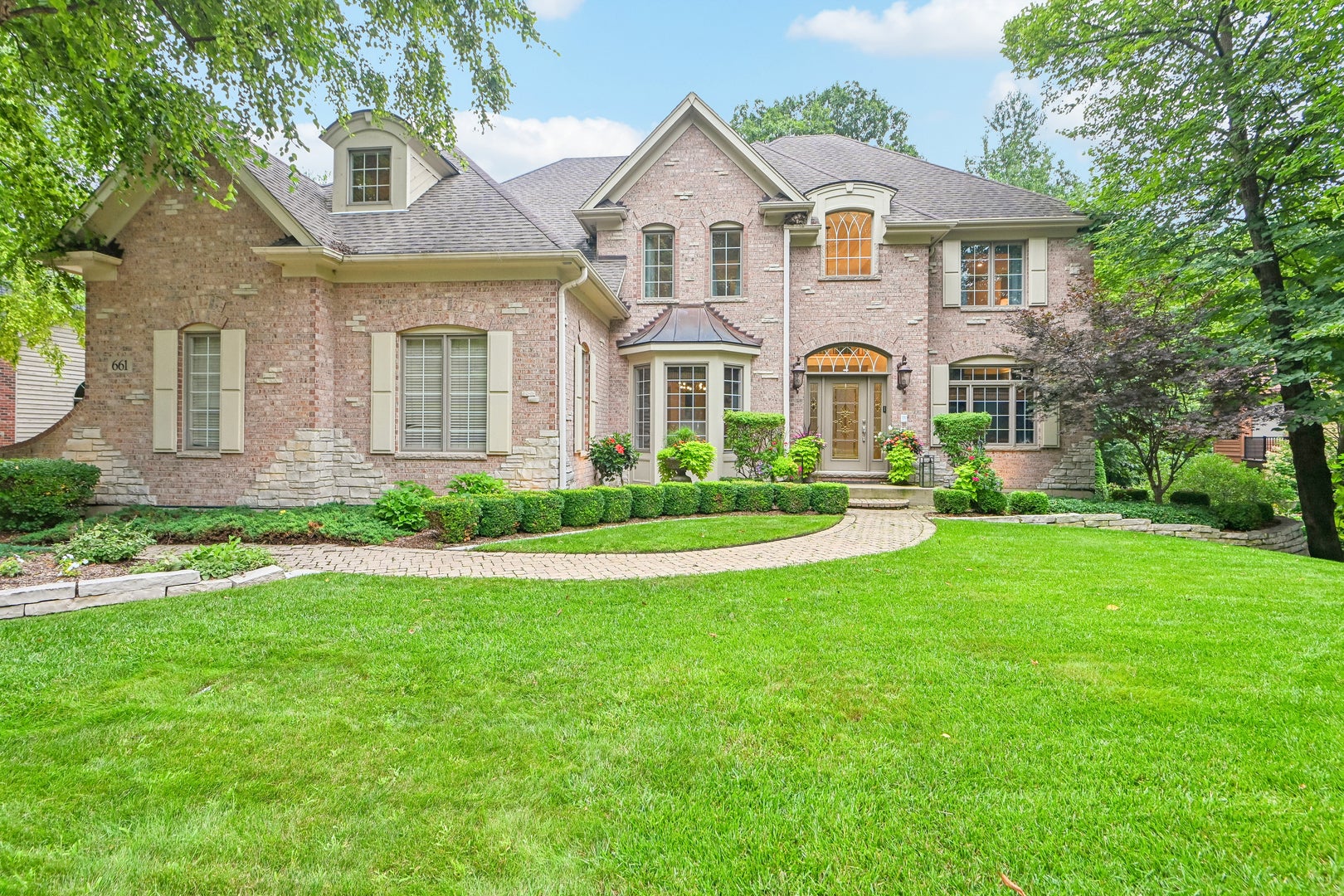661 Reserve Court