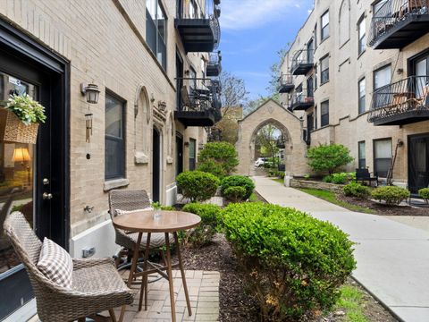 Tiny photo for Chicago, IL 60625 (MLS # 12623097)