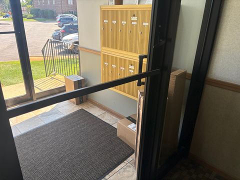 Tiny photo for 17218 Ridgeland Avenue #3s, Tinley Park, IL 60477 (MLS # 12468087)