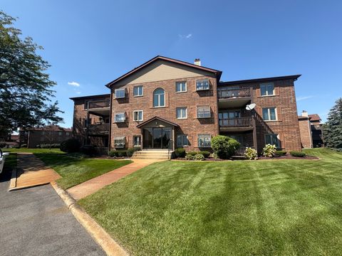 Photo of 17218 Ridgeland Avenue #3s, Tinley Park, IL 60477 (MLS # 12468087)