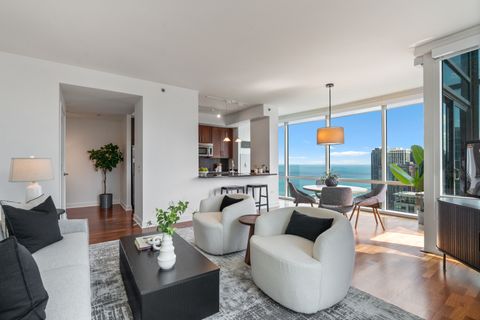 Tiny photo for 505 N McClurg Court #4605, Chicago, IL 60611 (MLS # 12590328)