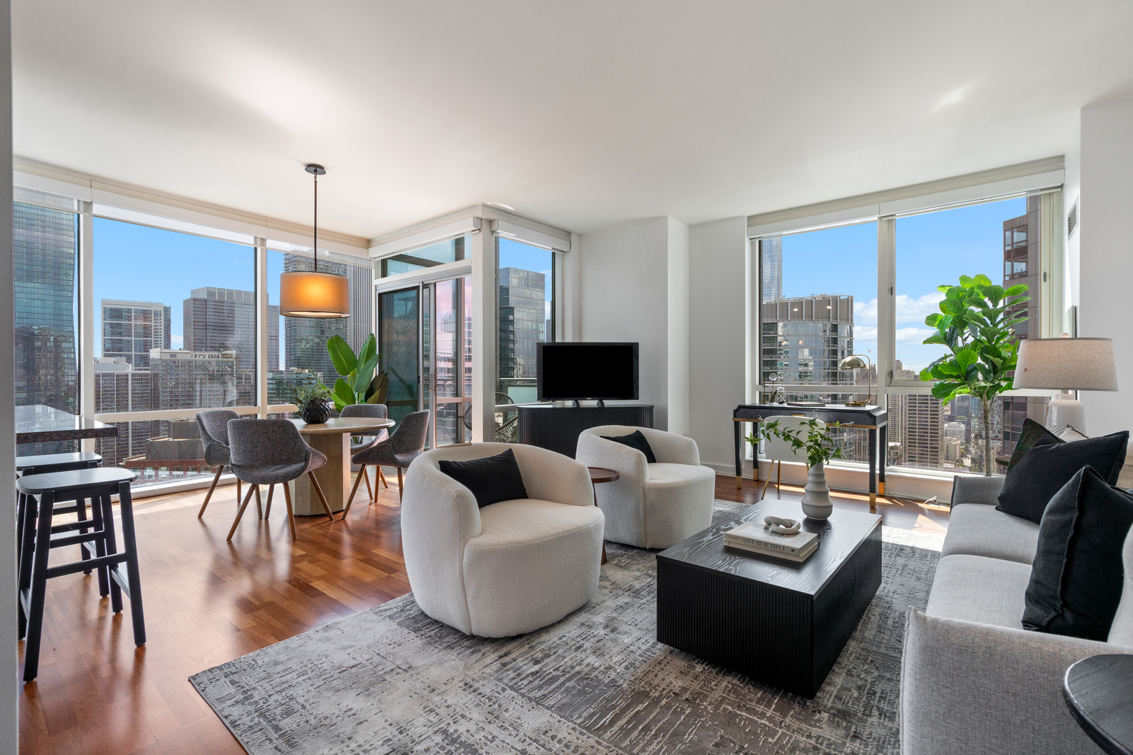 505 N McClurg Court 4605