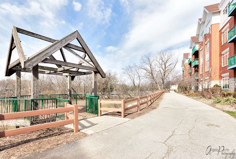 Tiny photo for 640 Mchenry Road #301, Wheeling, IL 60090 (MLS # 12525883)