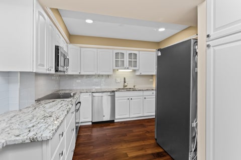 Tiny photo for 205 Rivershire Lane #313, Lincolnshire, IL 60069 (MLS # 12632083)