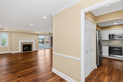 Tiny photo for 205 Rivershire Lane #313, Lincolnshire, IL 60069 (MLS # 12632083)