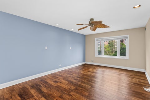 Tiny photo for 205 Rivershire Lane #313, Lincolnshire, IL 60069 (MLS # 12632083)