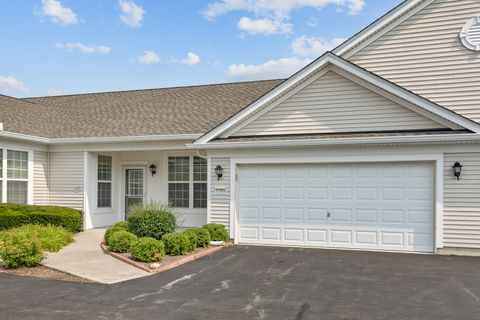 Photo of 13504 Bonaire Road, Huntley, IL 60142 (MLS # 12707902)