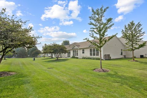 Tiny photo for 13504 Bonaire Road, Huntley, IL 60142 (MLS # 12707902)