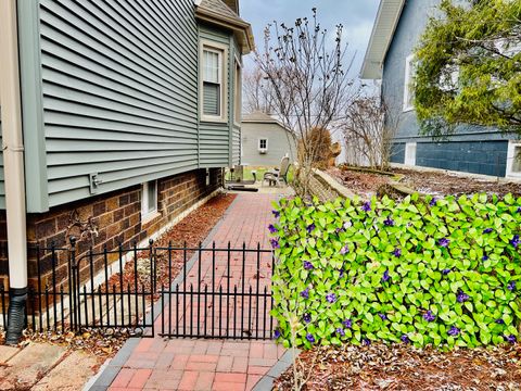 Tiny photo for 314 E Elm Street, Lombard, IL 60148 (MLS # 12536854)