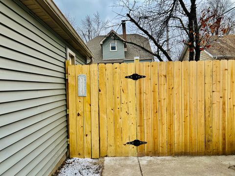 Tiny photo for 314 E Elm Street, Lombard, IL 60148 (MLS # 12536854)