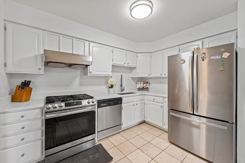 Tiny photo for 2150 Valencia Drive #314A, Northbrook, IL 60062 (MLS # 12613748)