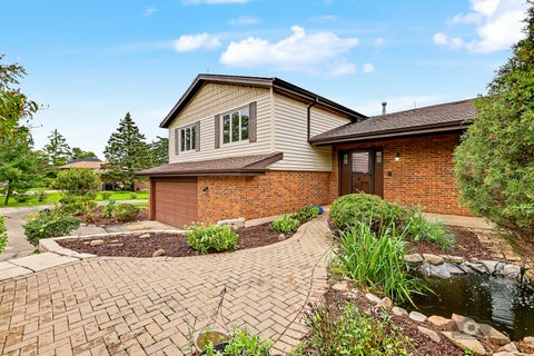 Tiny photo for 15555 Wolf Road, Orland Park, IL 60467 (MLS # 12734617)