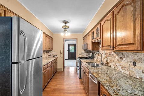 Tiny photo for 28W544 Rogers Avenue, Warrenville, IL 60555 (MLS # 12469696)