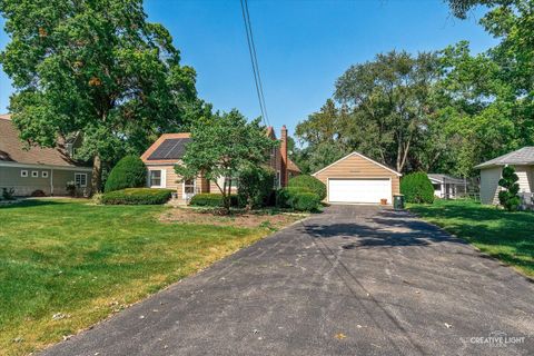 Tiny photo for 28W544 Rogers Avenue, Warrenville, IL 60555 (MLS # 12469696)
