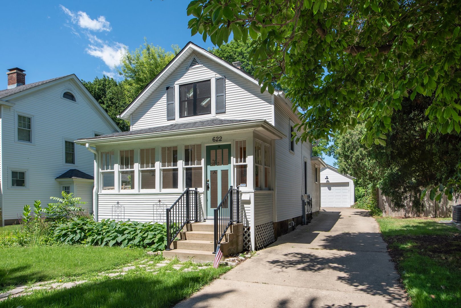 622 Illinois Street