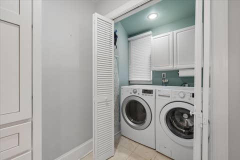 Tiny photo for 1412 Leonard Place, Evanston, IL 60201 (MLS # 12701289)