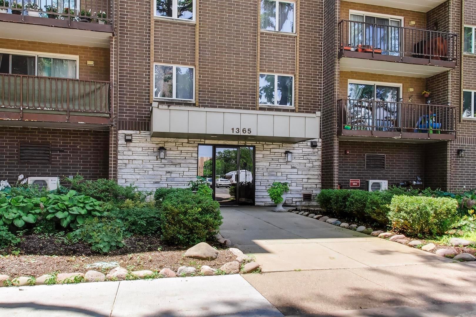 1365 Ashland Avenue 501