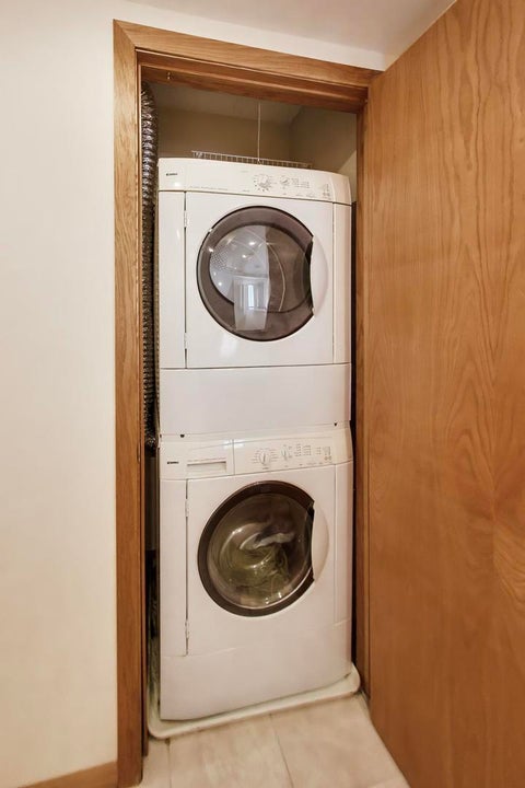 Tiny photo for 1365 Ashland Avenue #501, Des Plaines, IL 60016 (MLS # 12727174)