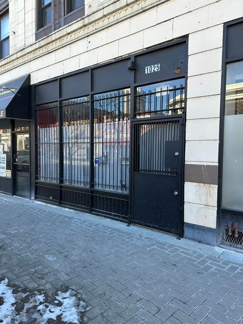 1025 W Argyle Street Chicago IL 60640