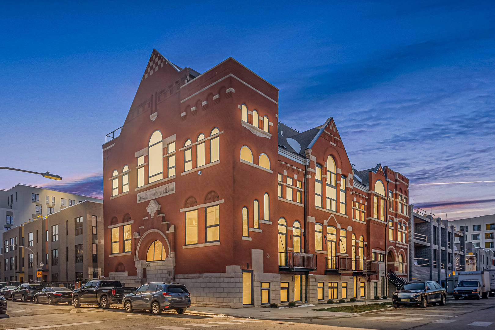 505 W Elm Street 1