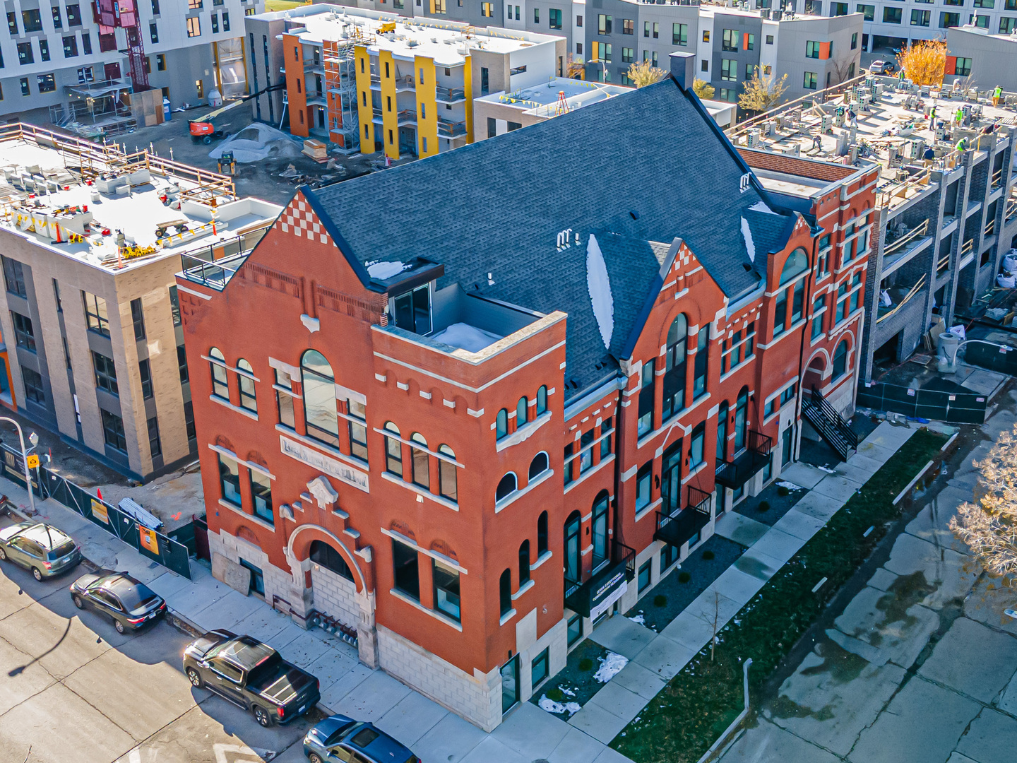 505 W Elm Street 1
