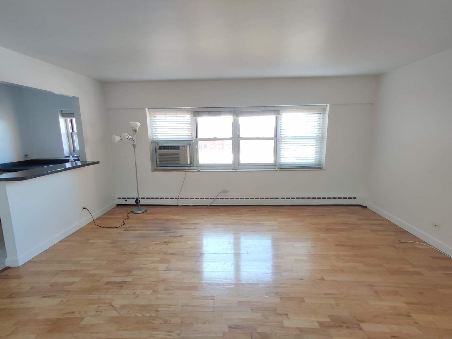4950 N Marine Drive 808