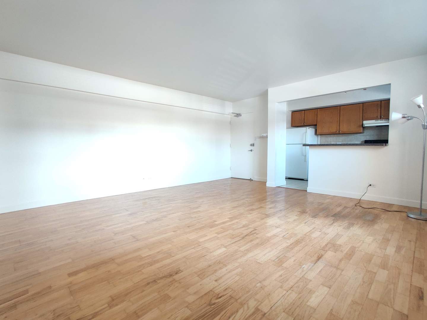 4950 N Marine Drive 808