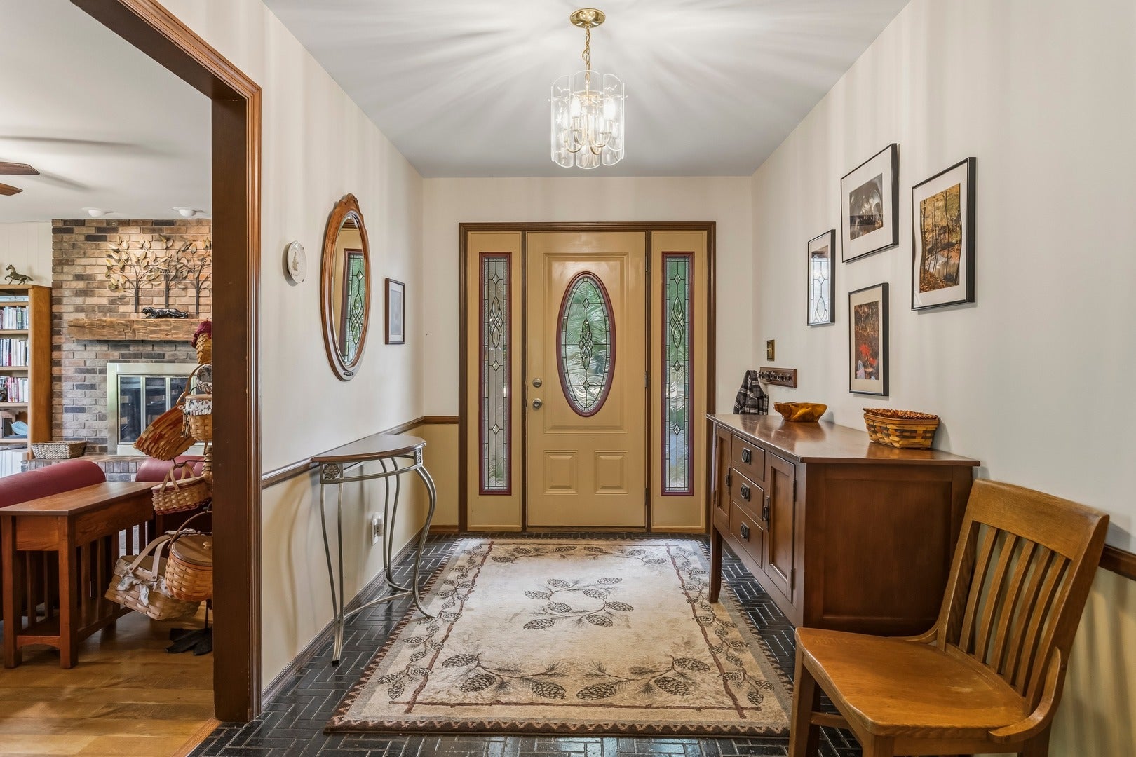 147 WOODLAKE Road
