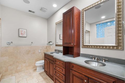 Tiny photo for 2733 N Southport Avenue #1, Chicago, IL 60614 (MLS # 12644490)