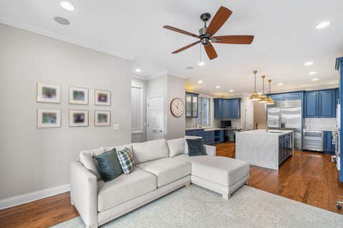 Tiny photo for 2733 N Southport Avenue #1, Chicago, IL 60614 (MLS # 12644490)