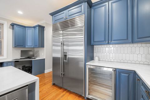 Tiny photo for 2733 N Southport Avenue #1, Chicago, IL 60614 (MLS # 12644490)