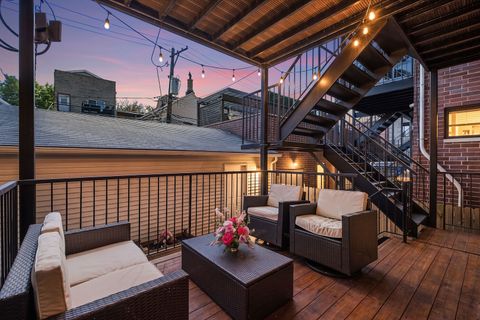 Tiny photo for 2733 N Southport Avenue #1, Chicago, IL 60614 (MLS # 12644490)