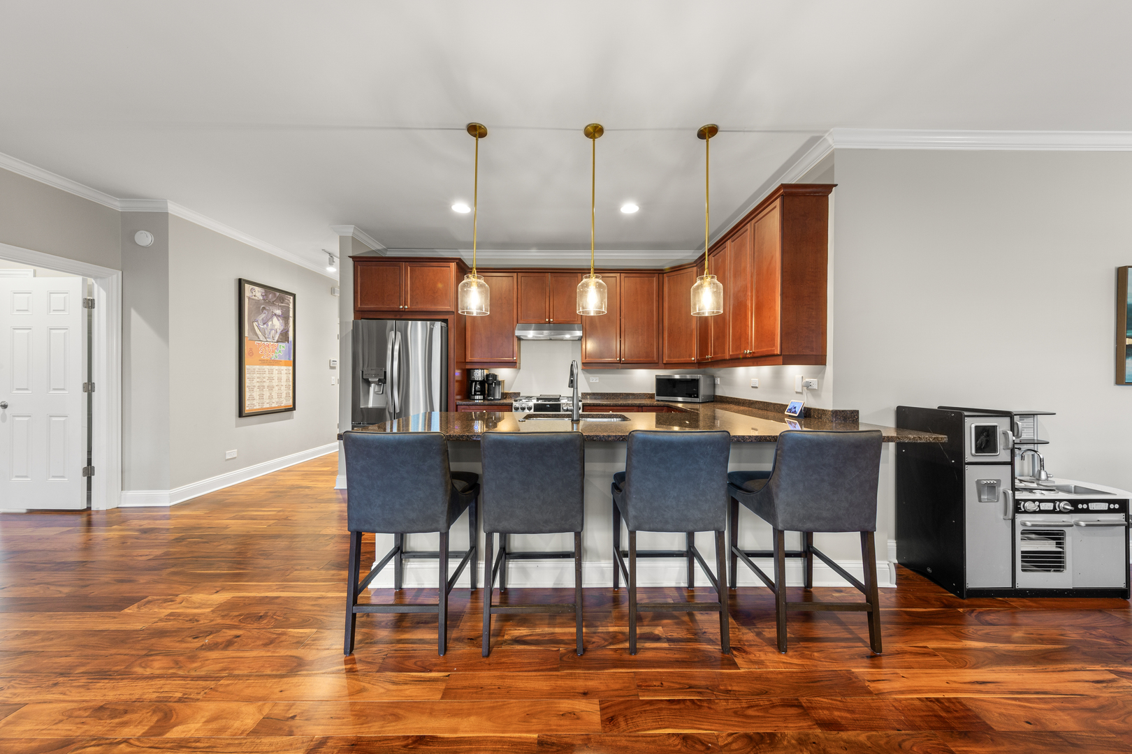 1908 W Irving Park Road 201