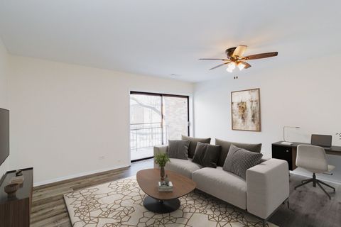 Tiny photo for 1629 W Greenleaf Avenue #202, Chicago, IL 60626 (MLS # 12558531)