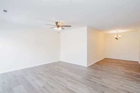Tiny photo for 1629 W Greenleaf Avenue #202, Chicago, IL 60626 (MLS # 12558531)