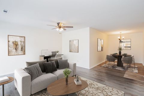 Tiny photo for 1629 W Greenleaf Avenue #202, Chicago, IL 60626 (MLS # 12558531)