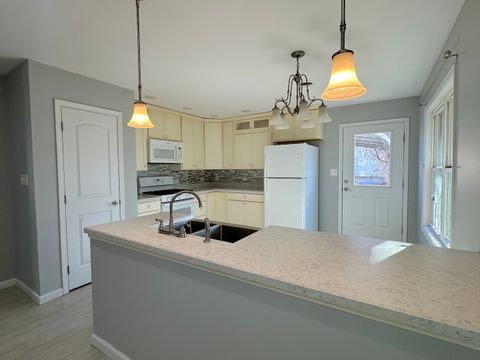 Tiny photo for 1519 Pine Street, Murphysboro, IL 62966 (MLS # 12548870)