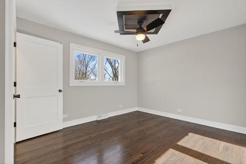 Tiny photo for 15554 S Park Avenue, South Holland, IL 60473 (MLS # 12548355)